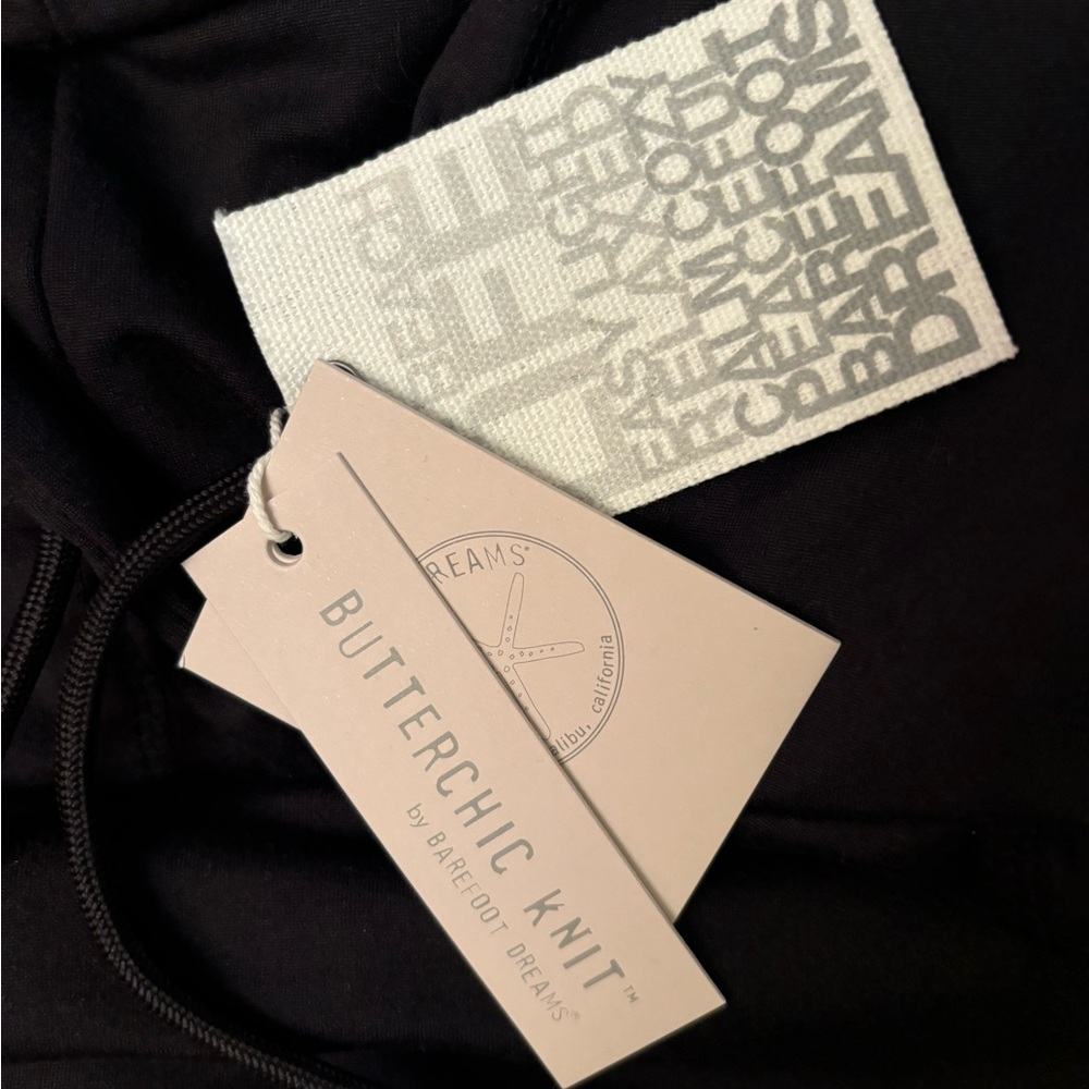 NWT Barefoot Dreams Malibu Collection Butterchic Hoodie, Black, XL, Lux Feel - Picture 6 of 9